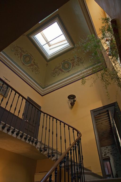 Bed & Breakfast Demeure Du Pareur Villeneuve-Minervois Exterior photo
